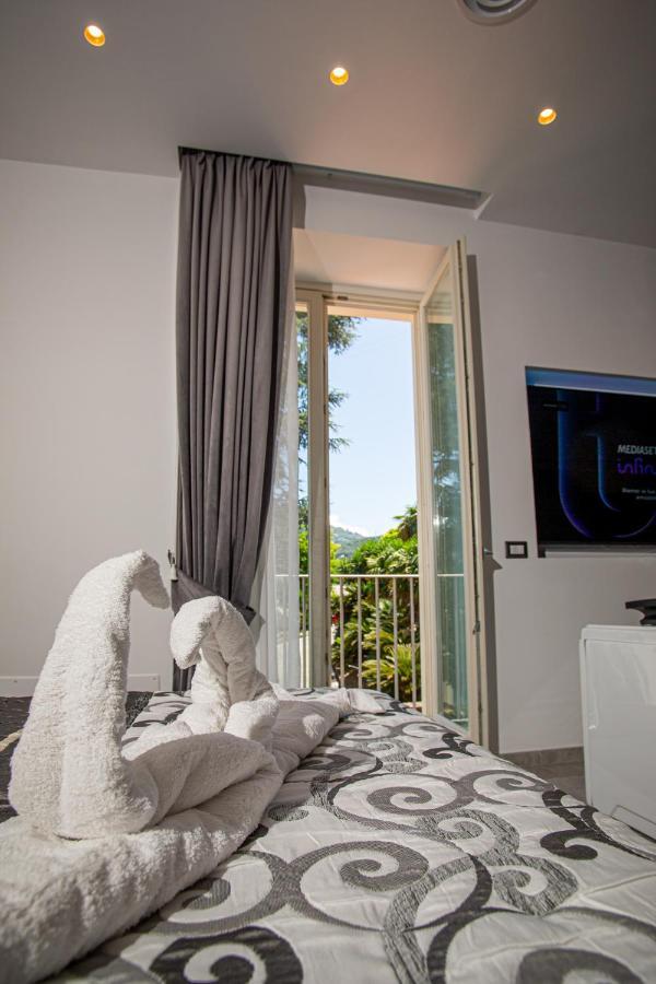 Forever Luxury Rooms Castellammare di Stabia Ngoại thất bức ảnh